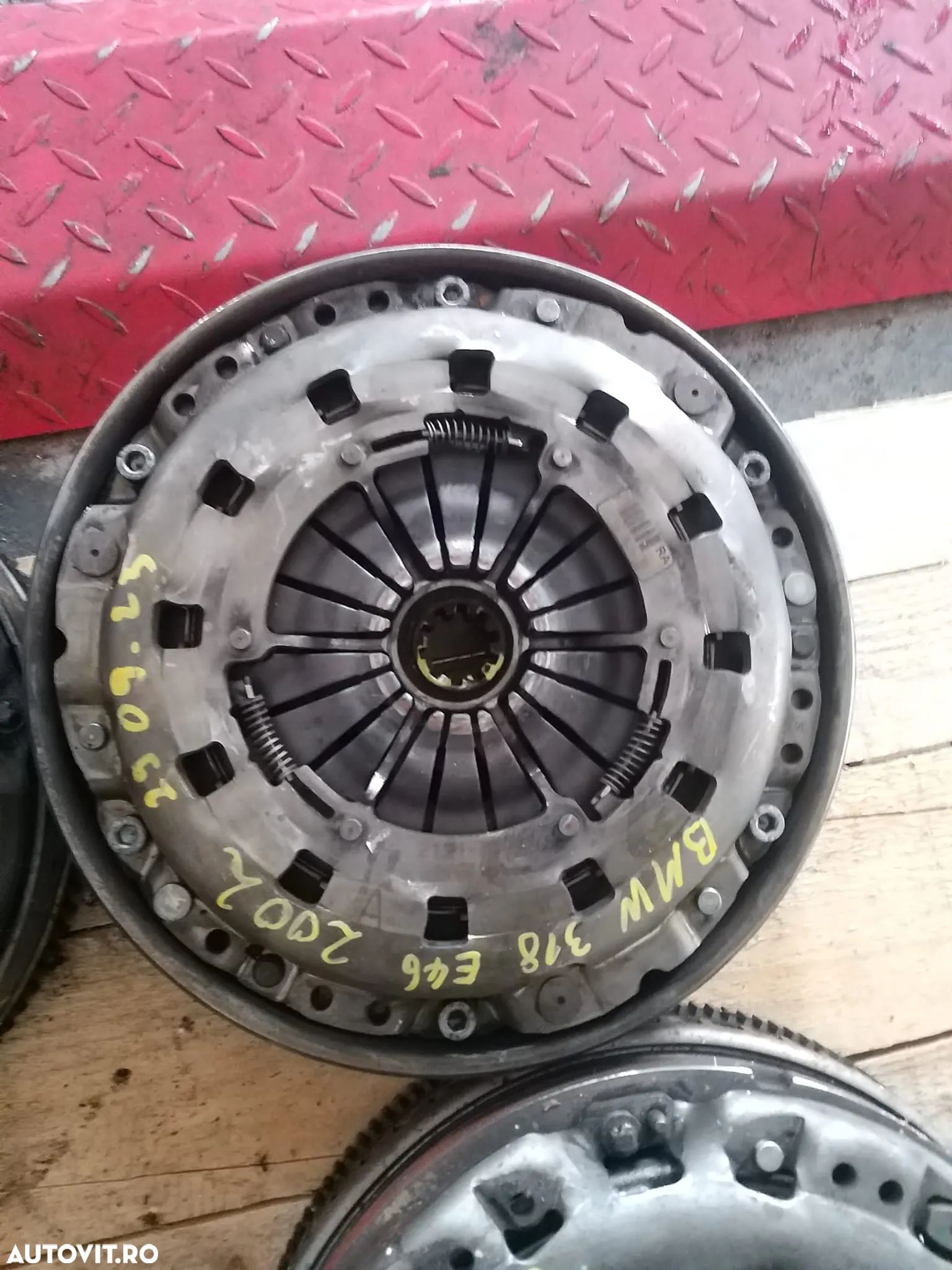 Volanta Placa Disc pentru BMW 318 E46 din 2002 - 1
