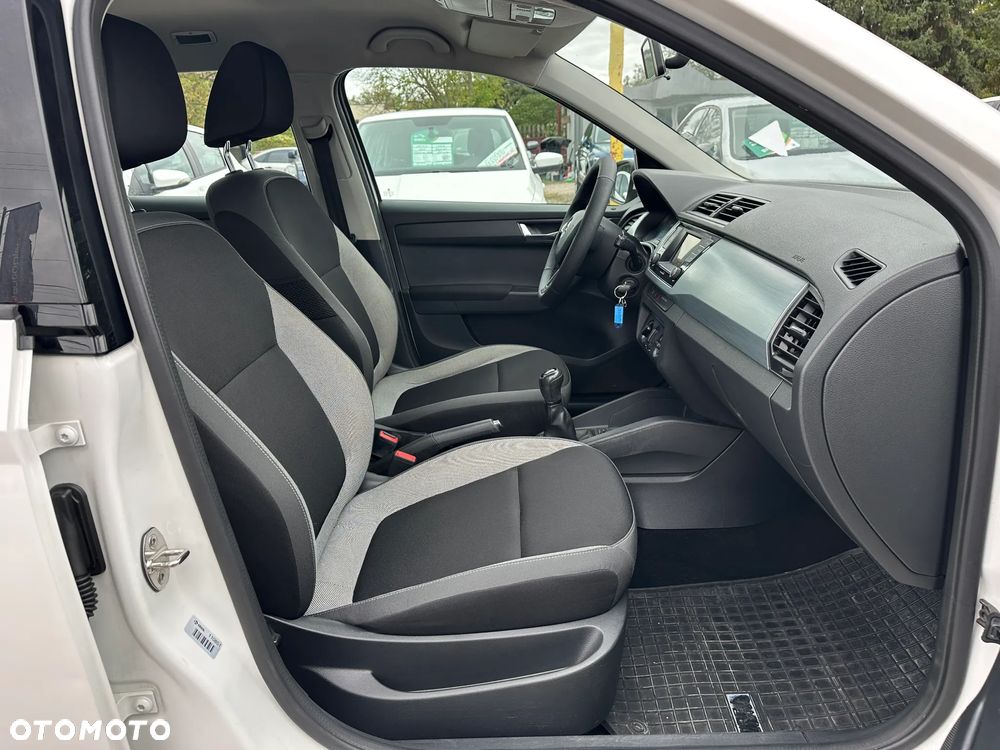 Skoda Fabia - 18