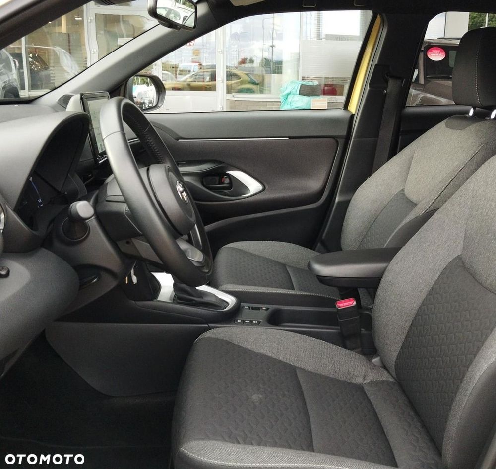 Toyota Yaris Cross Hybrid 1.5 Comfort - 13