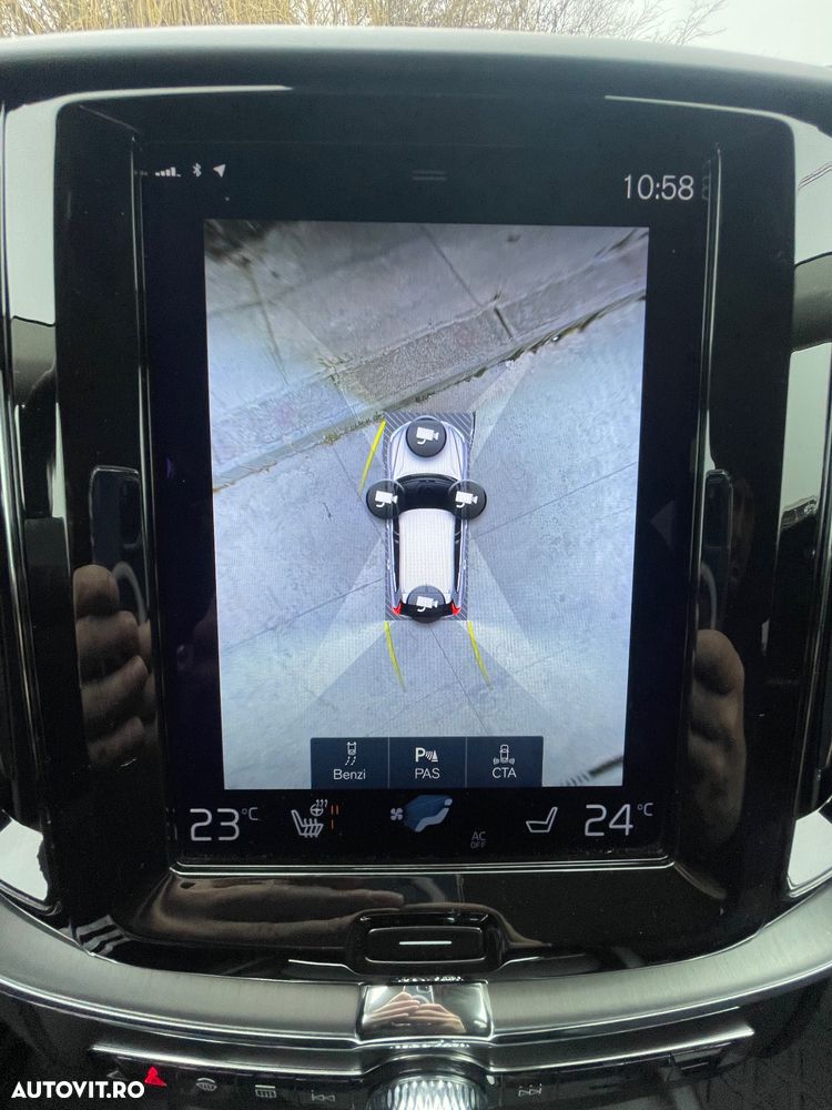 Volvo XC 60 B4 B Geartronic Momentum Pro - 18