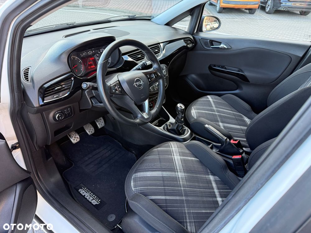 Opel Corsa 1.4 Innovation - 19