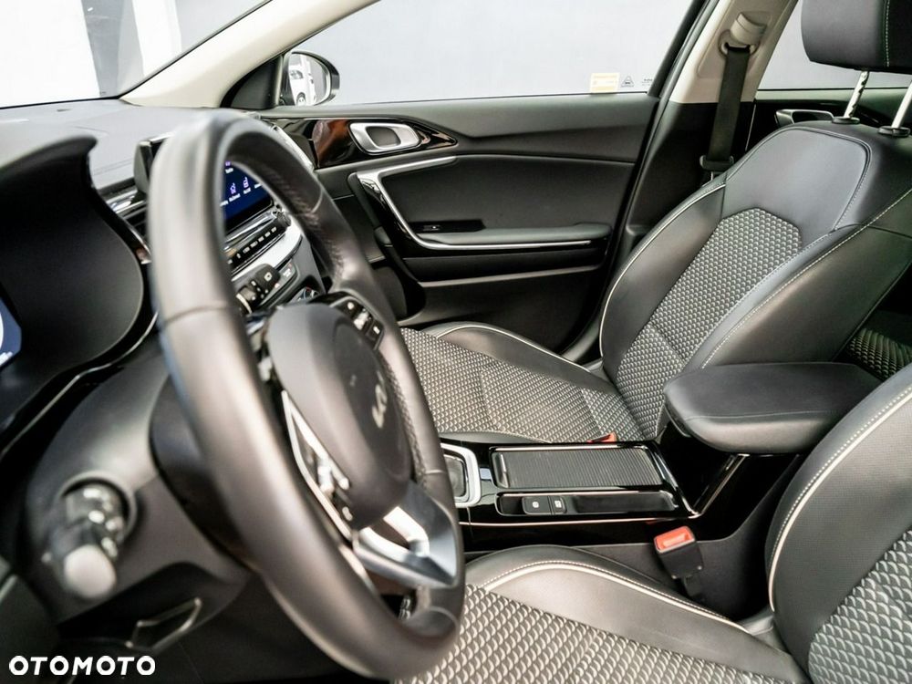 Kia XCeed 1.6 GDI PHEV Business Line DCT - 26