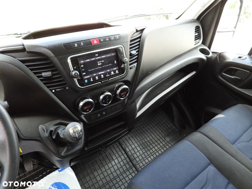 Iveco DAILY 35C16 KONTENER WINDA 8 PALET TEMPOMAT BLIŹNIACZE KOŁA KLIMATYZACJA  160KM - 34