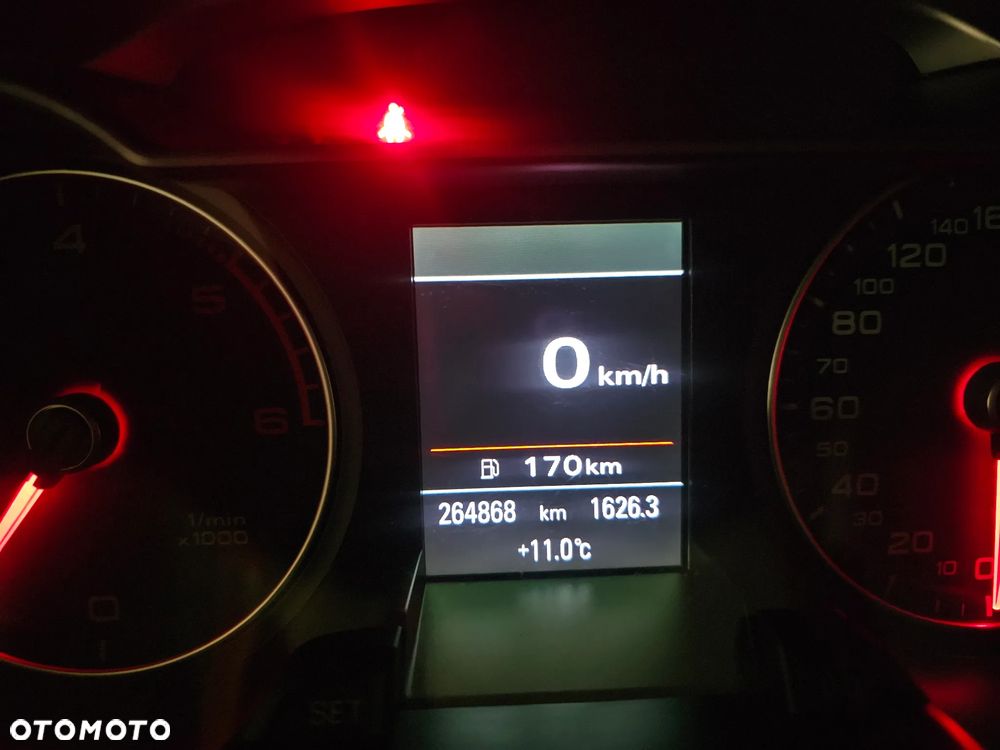 Audi A4 Avant 2.0 TDI DPF Ambiente - 2