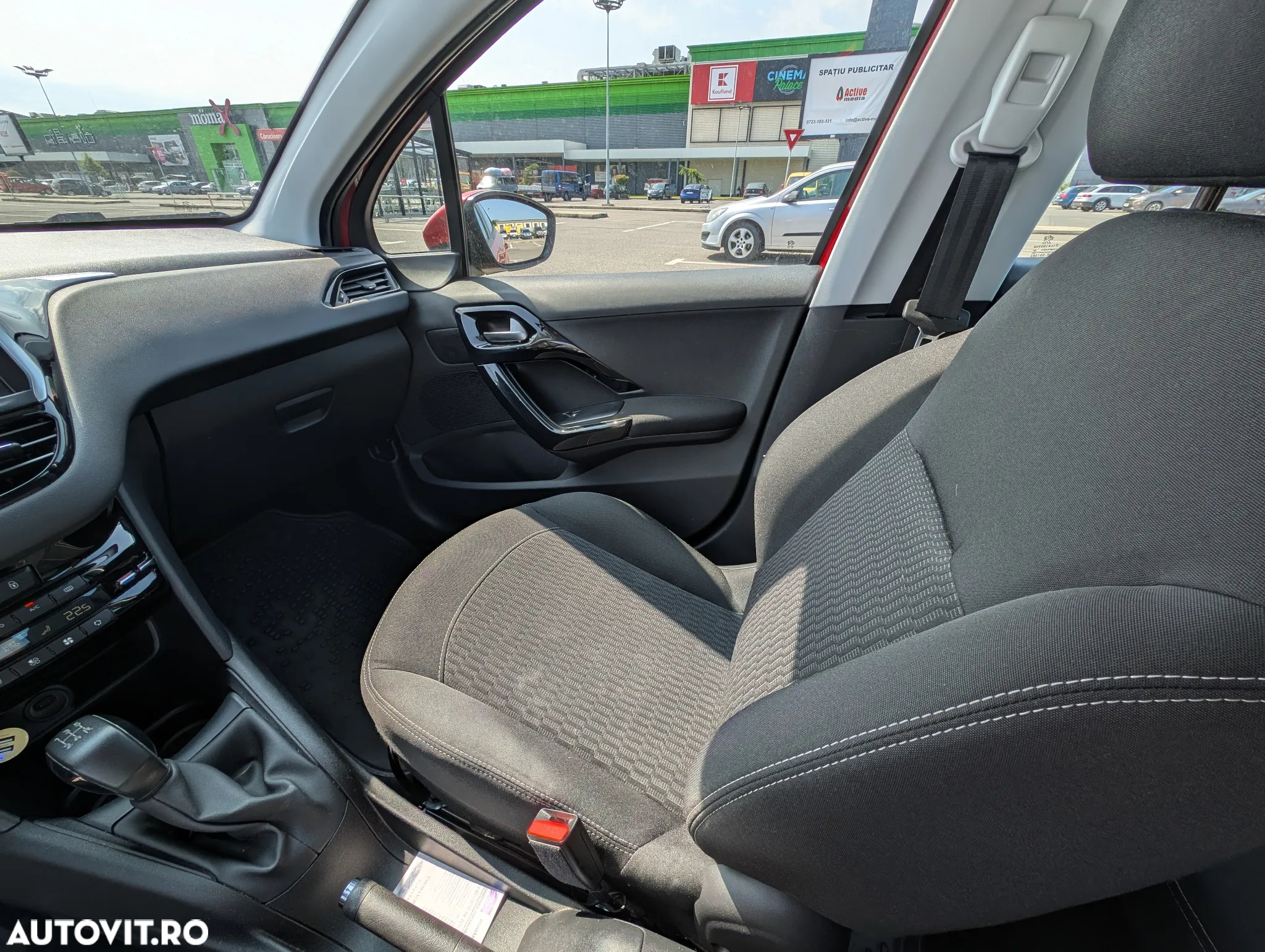 Peugeot 208 1.2 L PureTech Active - 7