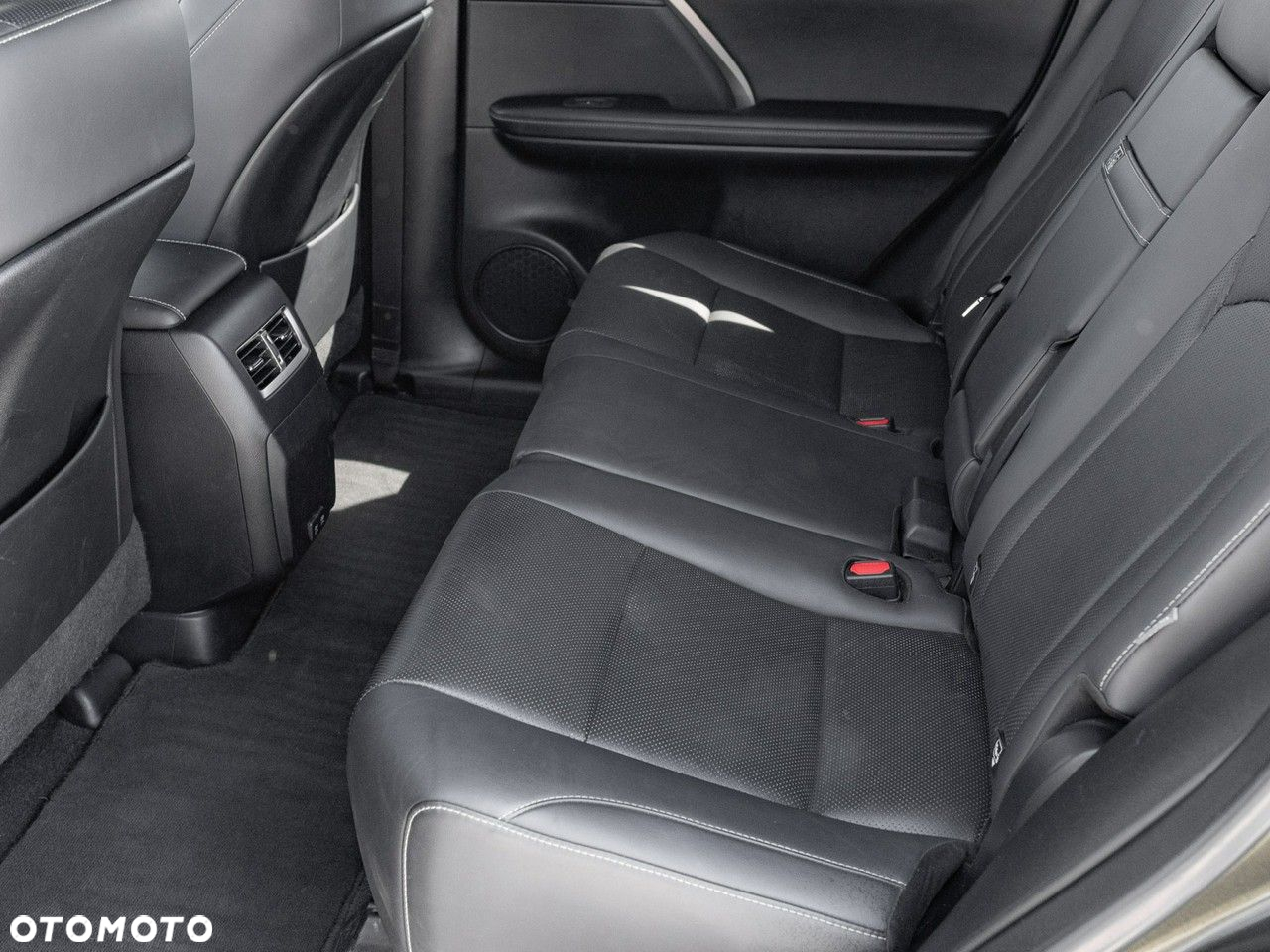 Lexus RX 300 Business Edition - 28