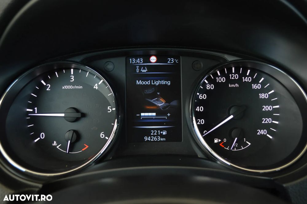 Nissan Qashqai 1.6 DCI DPF Start/Stop tekna - 21