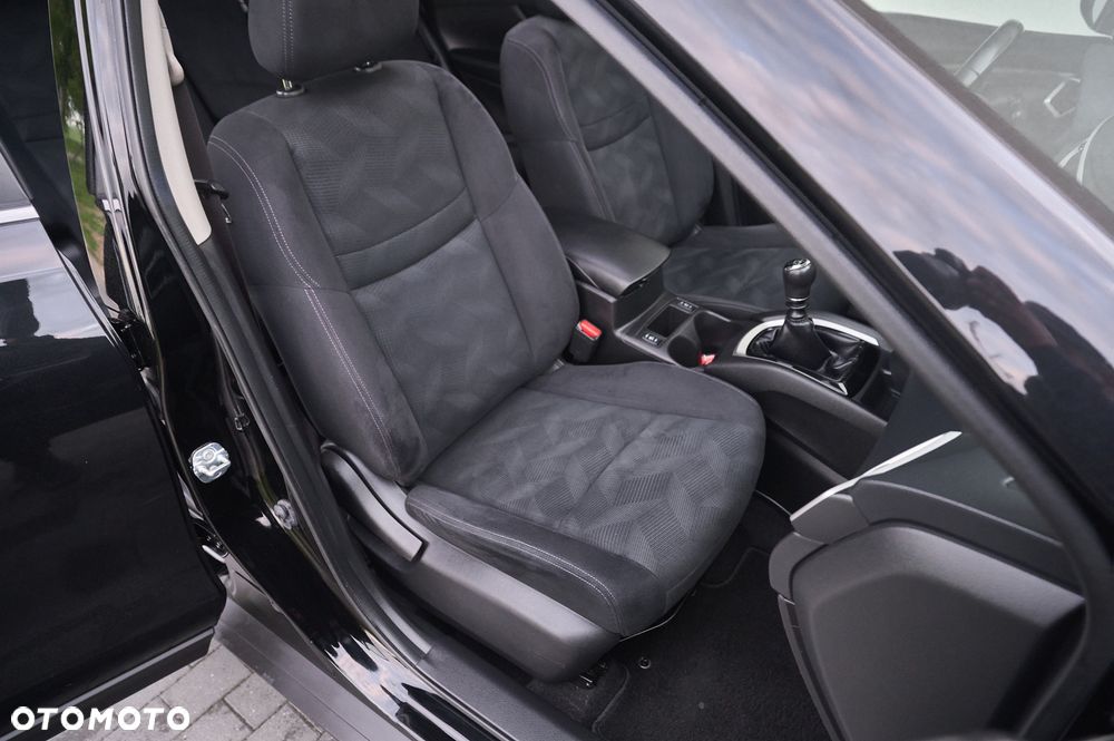 Nissan X-Trail 1.6 DIG-T 360 - 24
