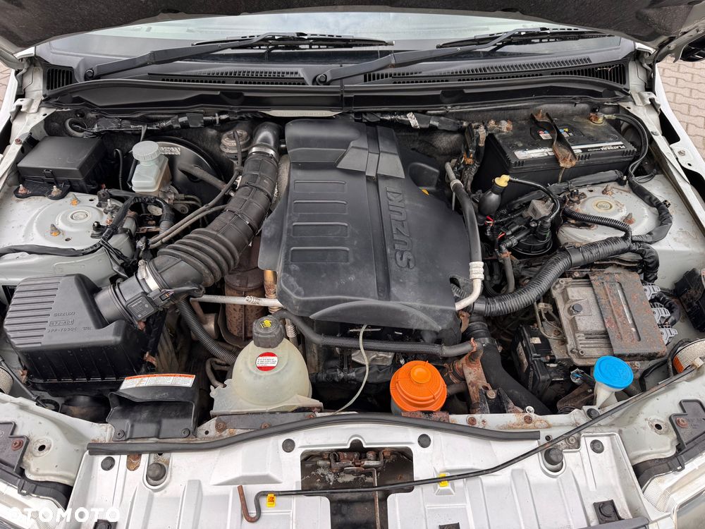 Suzuki Grand Vitara 1.9 DDiS Comfort + DPF Family - 25