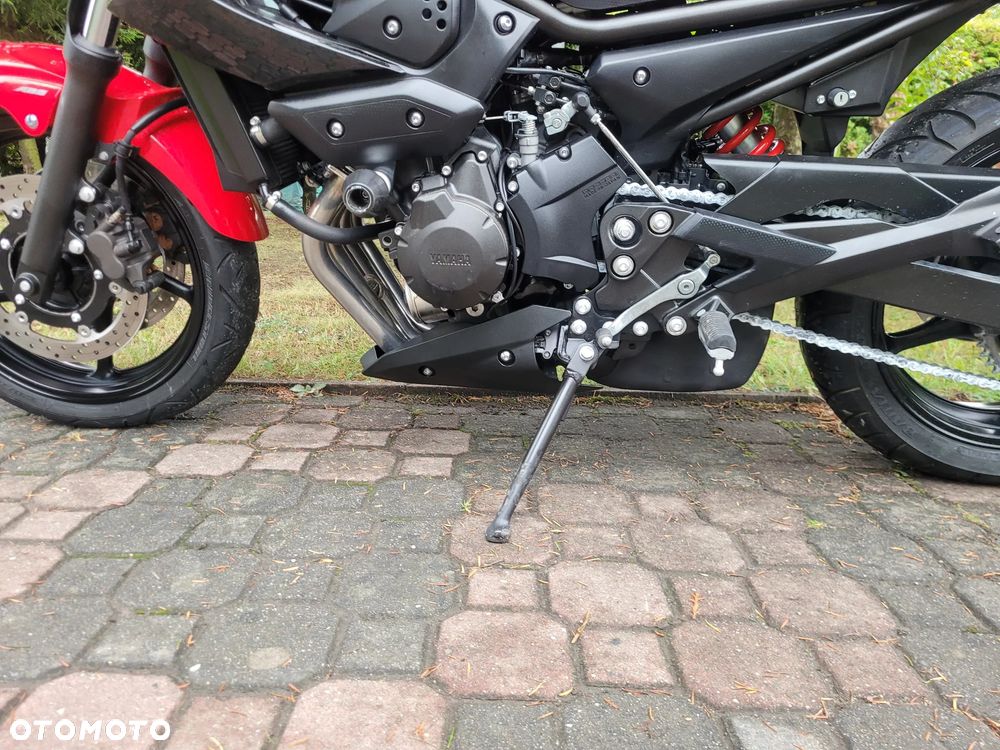 Yamaha XJ - 25