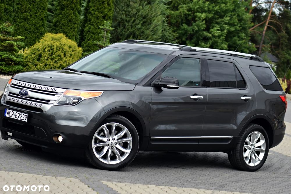 Ford Explorer - 22