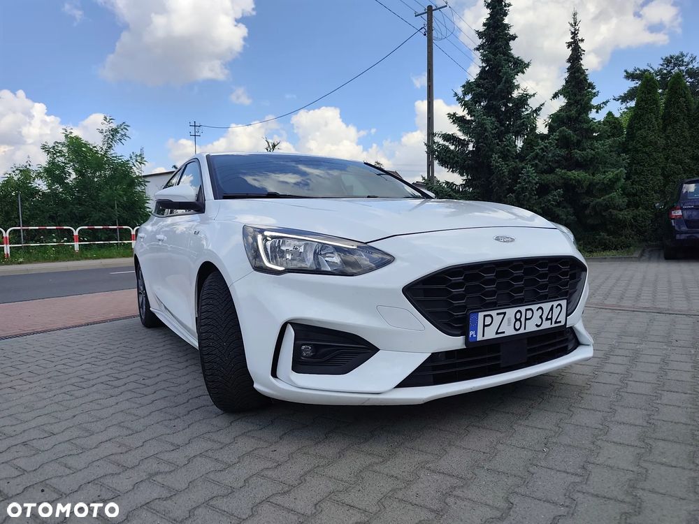 Ford Focus 1.5 EcoBlue Start-Stopp-System ST-LINE - 2