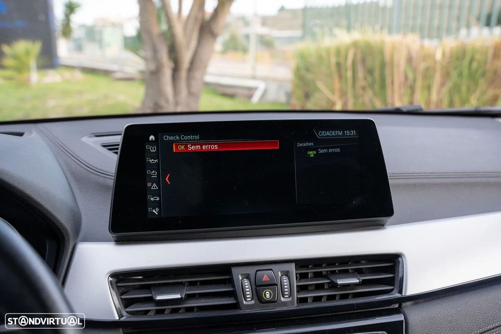 BMW X2 18 d sDrive Auto Pack M - 11