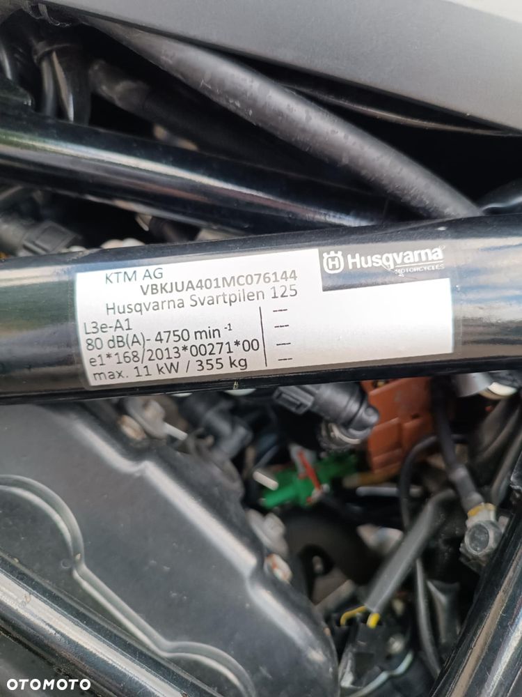 Husqvarna Svartpilen - 3