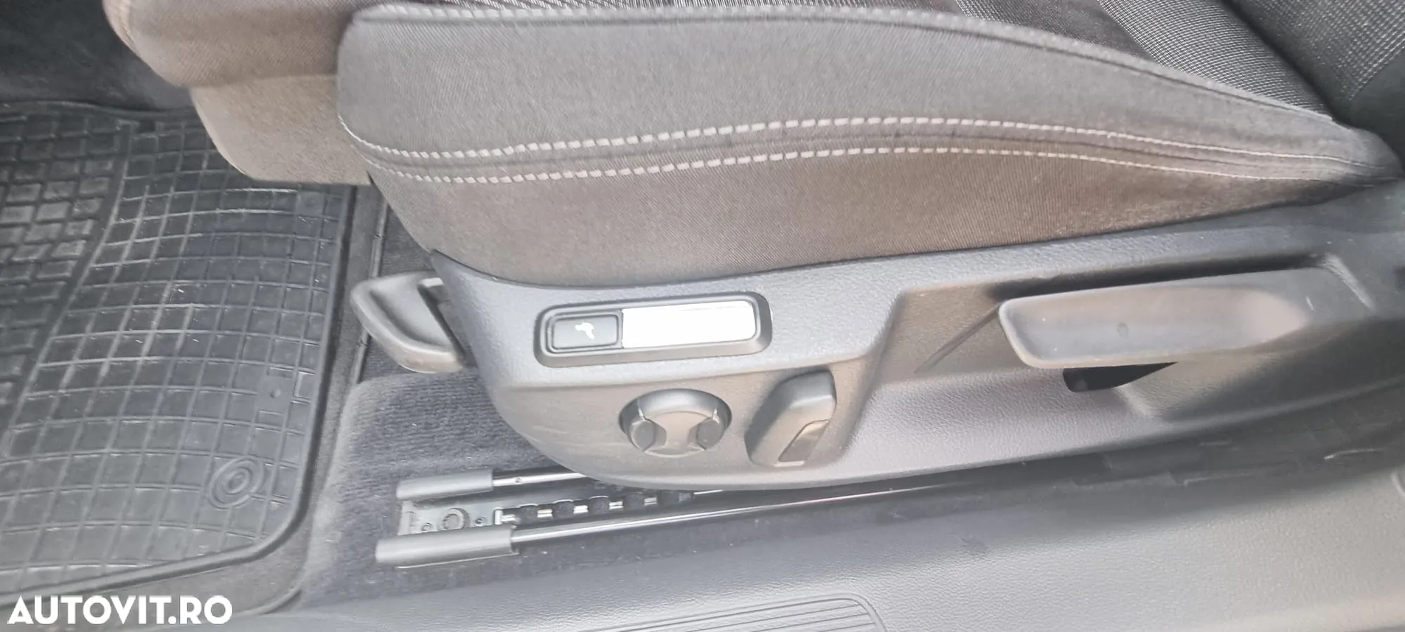 Volkswagen Passat Variant 2.0 TDI DSG (BlueMotion Technology) Comfortline - 30