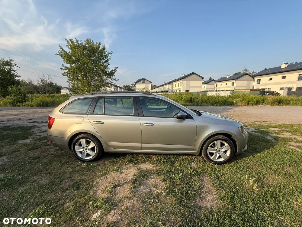 Skoda Octavia 1.4 TSI Ambition - 11