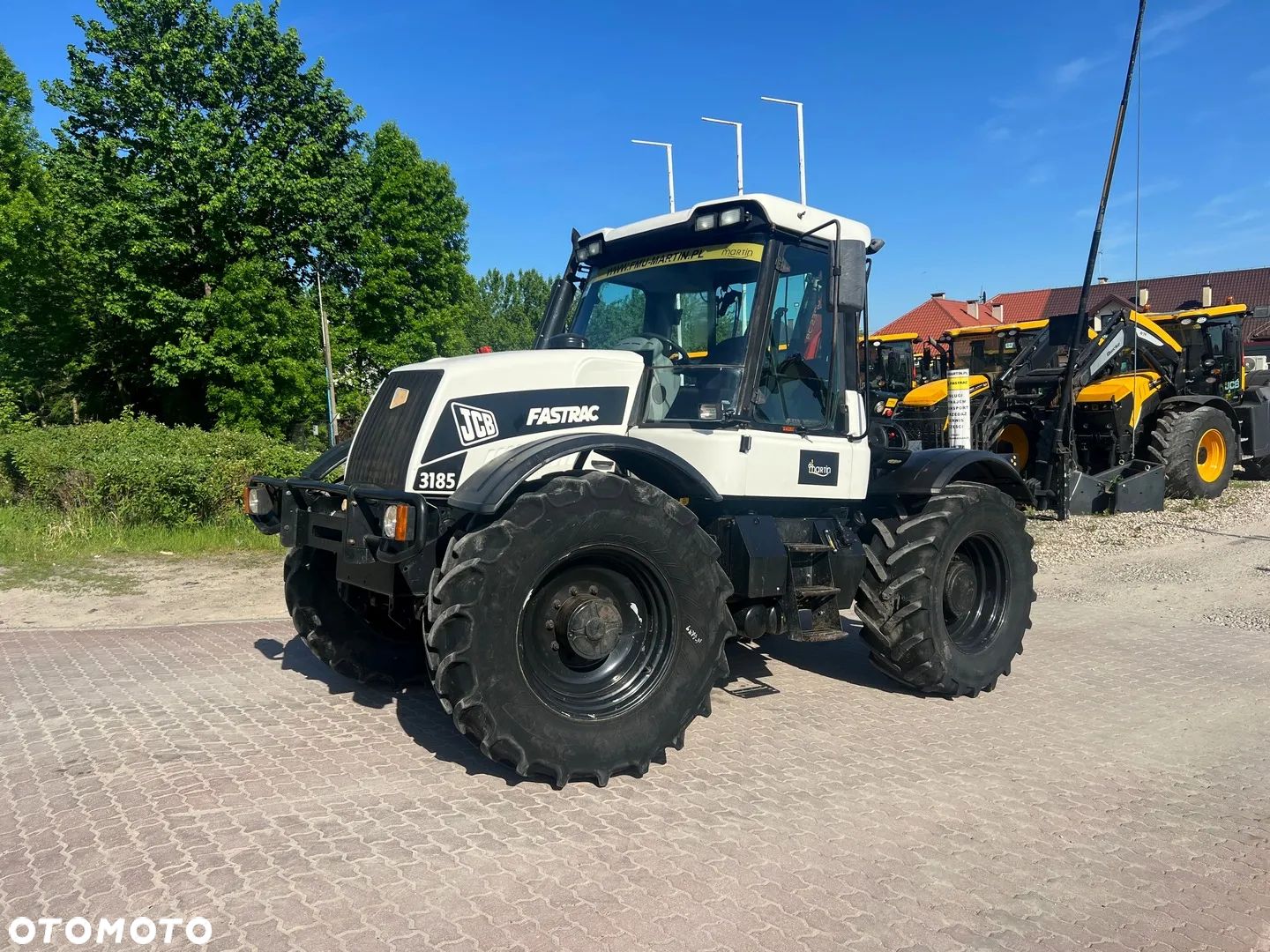 JCB Fastrac 3185 | 2000 Rok | 185 Km | - 1
