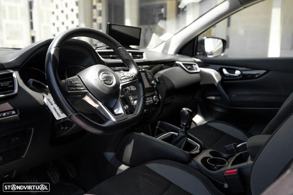 Nissan Qashqai 1.5 dCi N-Connecta Business - 10