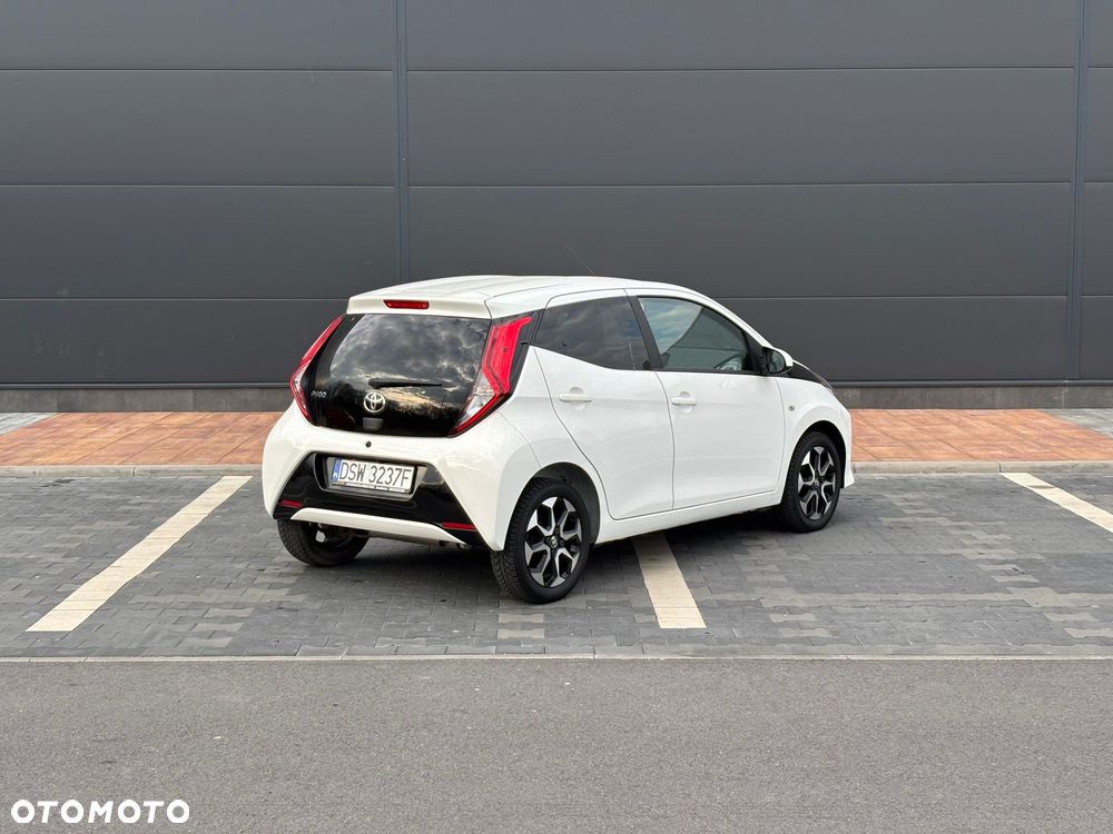 Toyota Aygo 1.0 VVT-i Black Edition - 10