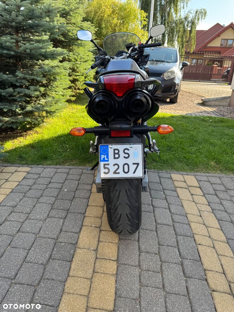 Yamaha FZ6 - 7