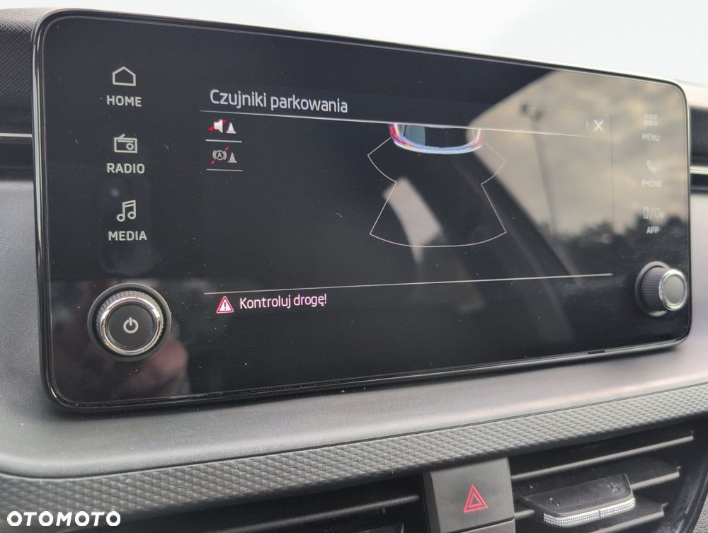 Skoda Kamiq 1.0 TSI Essence - 26