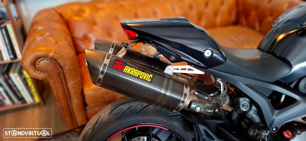 Ducati Monster - 3