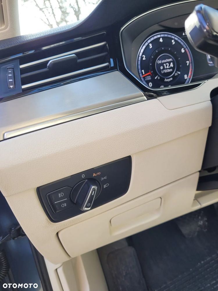 Volkswagen Passat 1.8 TSI BMT Highline DSG - 11
