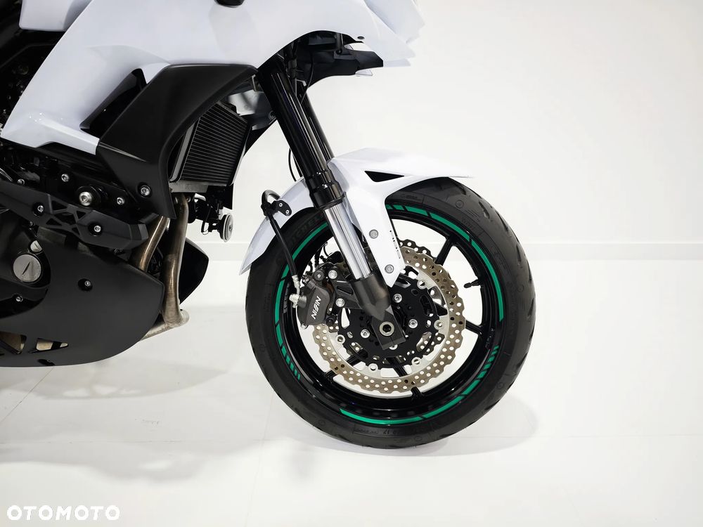 Kawasaki Versys 650 - 14