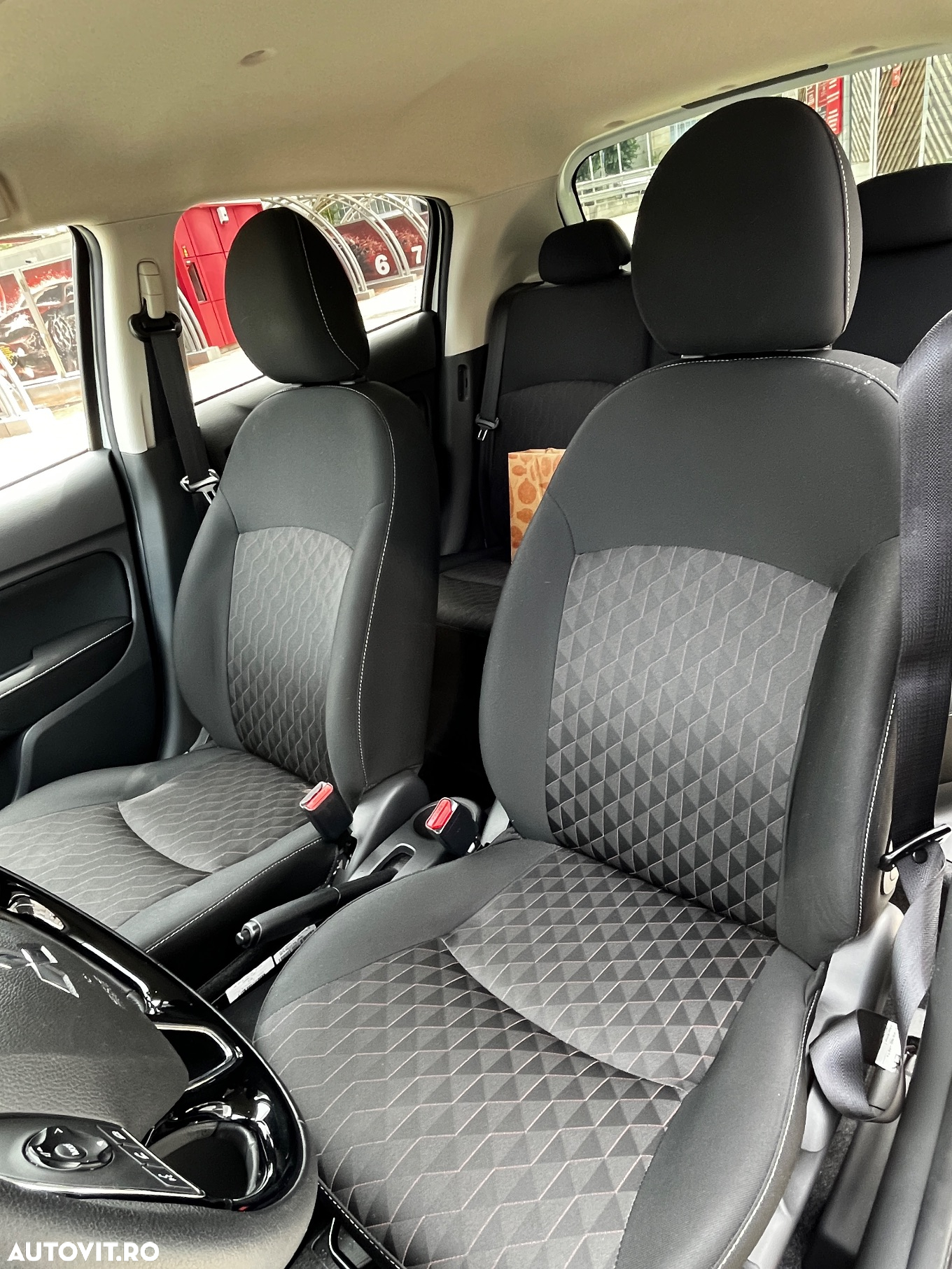 Mitsubishi Space Star 1.2 2WD MT Inform - 11