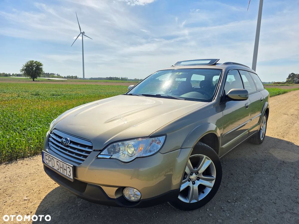 Subaru Outback - 1