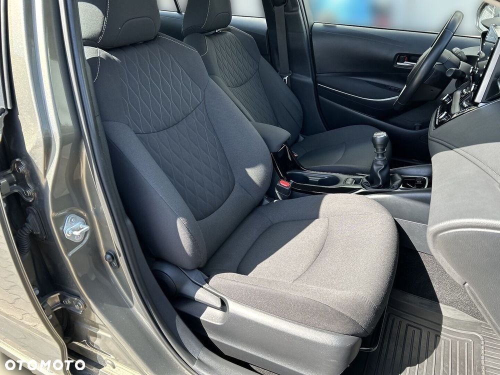 Toyota Corolla - 14