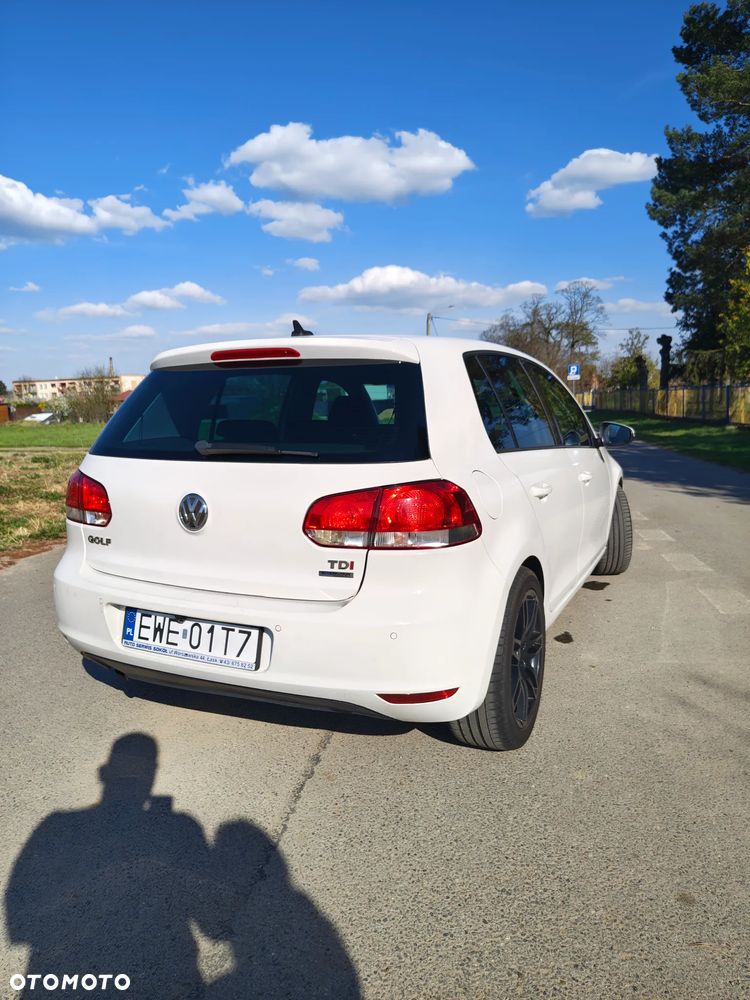 Volkswagen Golf 1.6 TDI Comfortline - 6