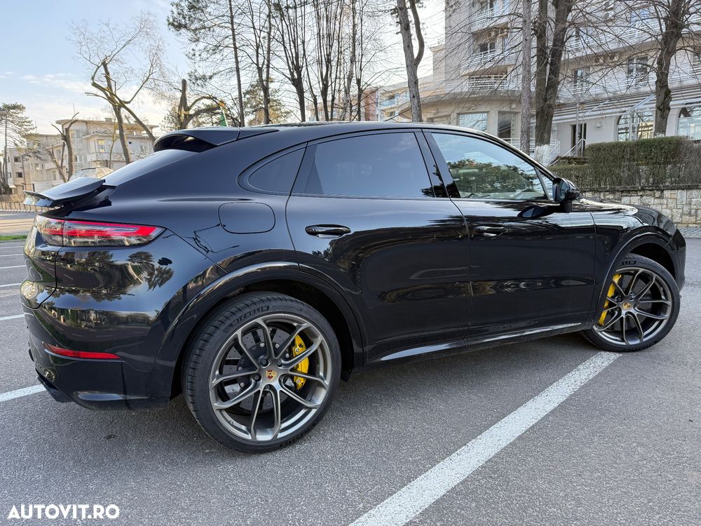 Porsche Cayenne - 18