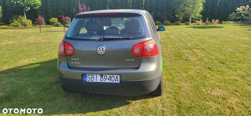 Volkswagen Golf - 4