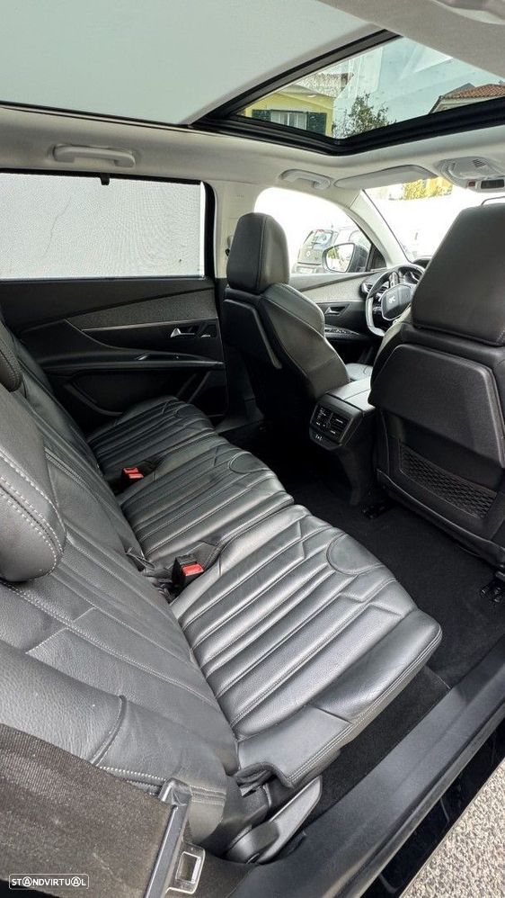 Peugeot 5008 1.2 PureTech GT Pack EAT8 - 17