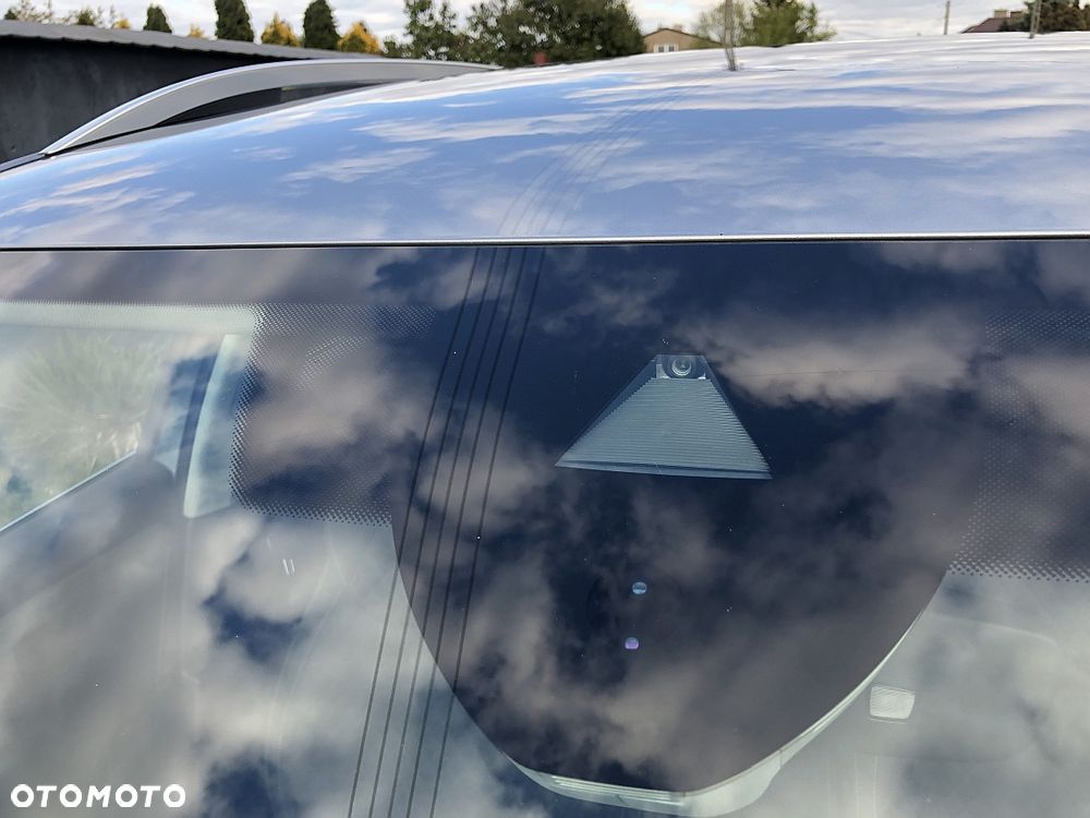 Skoda Superb 2.0 TDI SCR Style DSG - 30