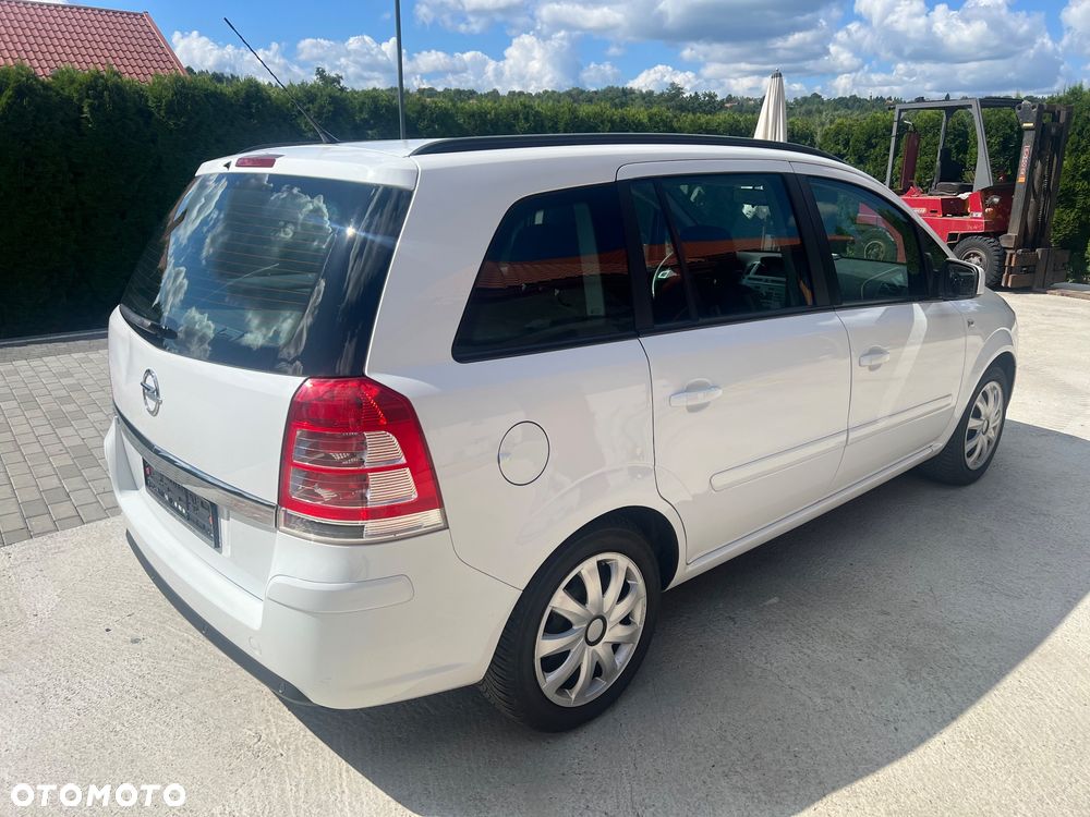 Opel Zafira - 4