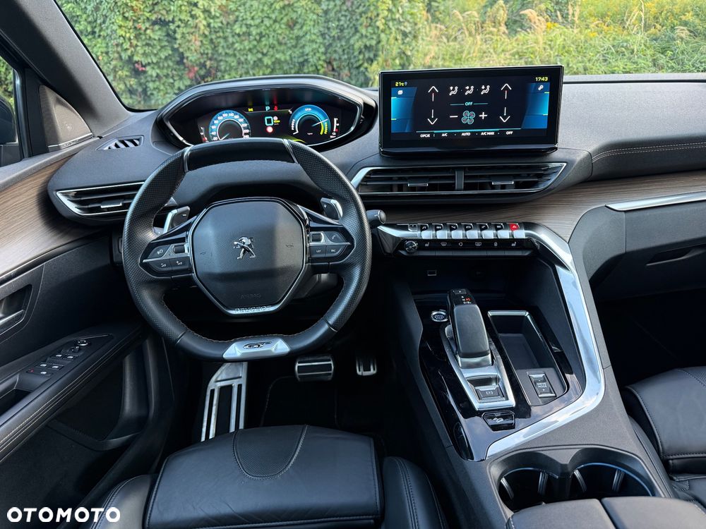 Peugeot 3008 1.6 PureTech HYbrid4 GT S&S EAT8 - 20