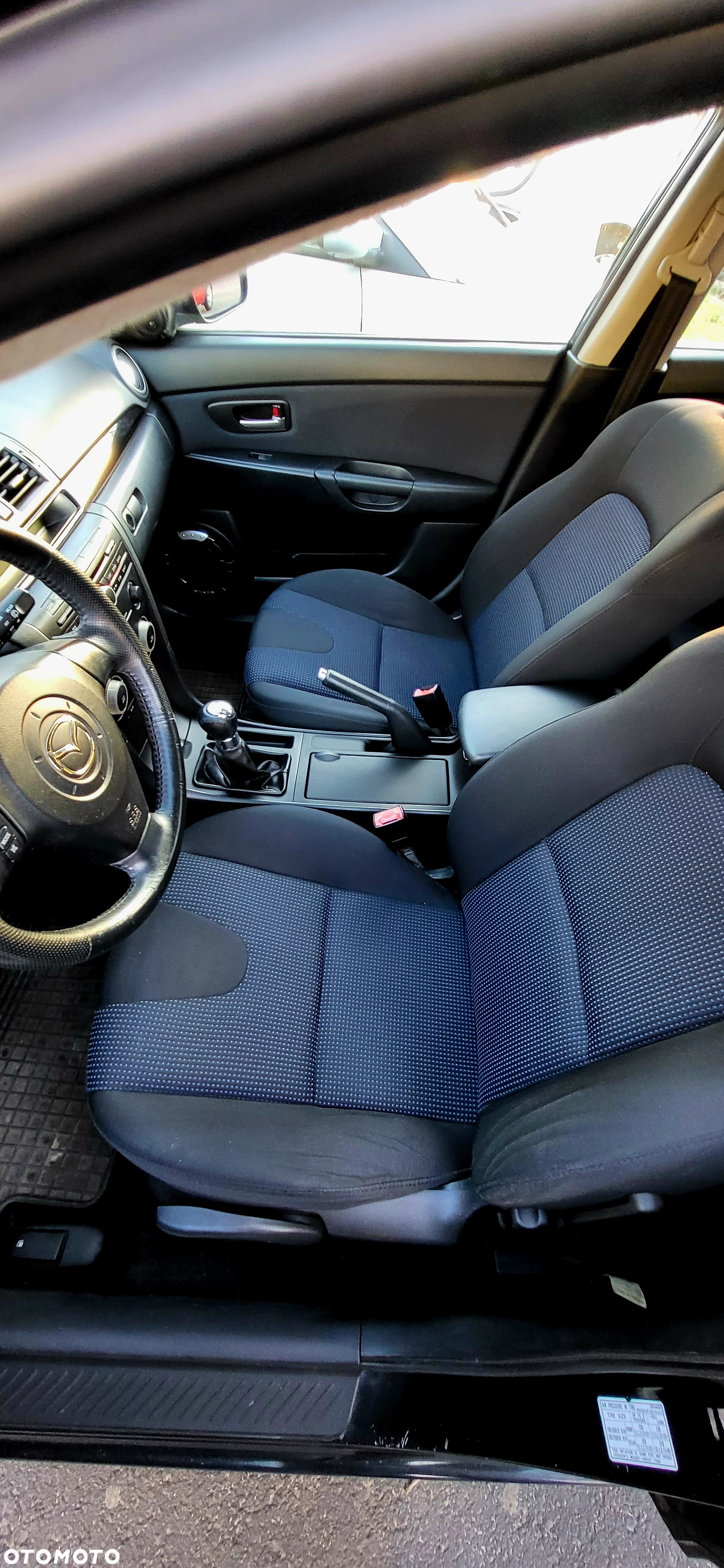 Mazda 3 - 10