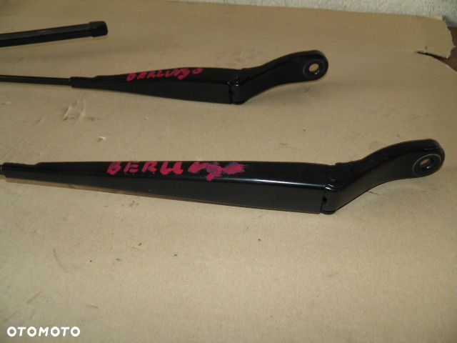 RAMIONA WYCIERACZEK CITROEN BERLINGO III LIFT - 4