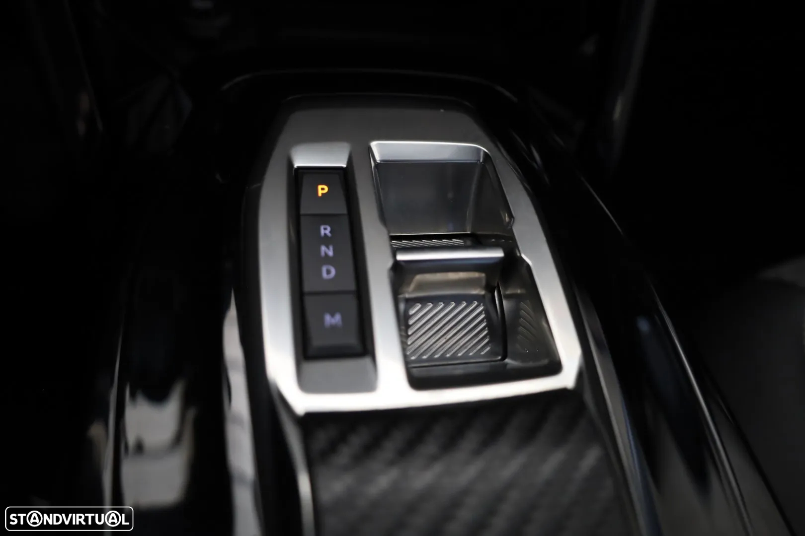 Peugeot 208 1.2 Hybrid Allure e-DCS6 - 42