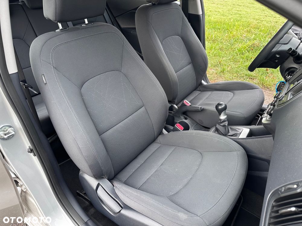 Kia Rio 1.2 XL - 10