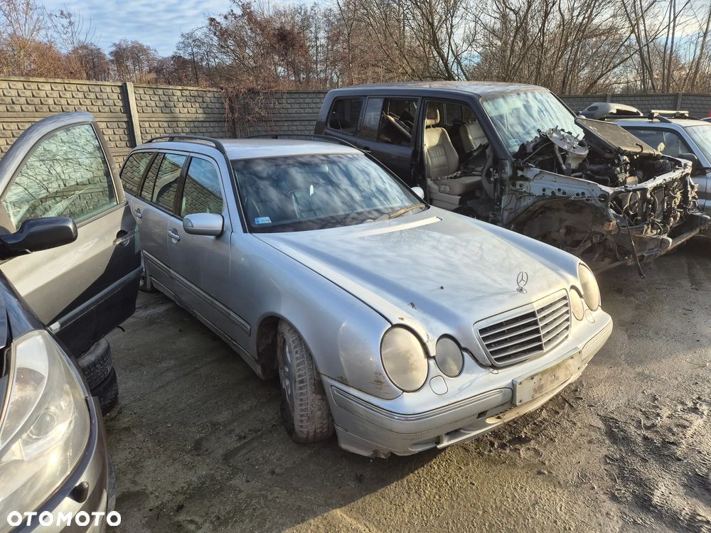 mercedes w210 744 maska zderzak lampa grill błotnik drzwi zbiornik paliwa szyba lusterko - 1