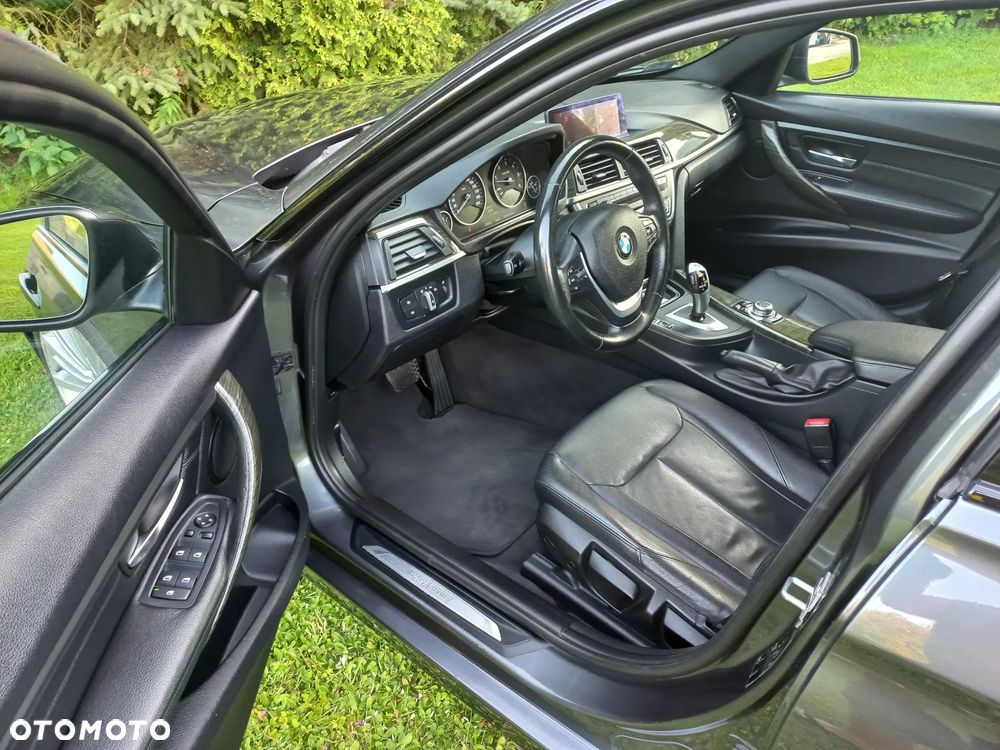 BMW Seria 3 330d Luxury Line - 9