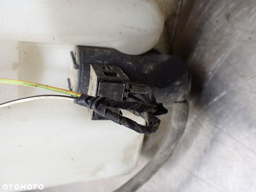 ZBIORNICZEK SPRYSKIWACZY HONDA ACCORD VII 3.0VTEC - 5