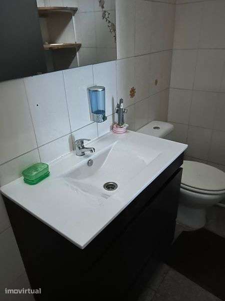 Aluga-se garagem - Grande imagem: 2/3
