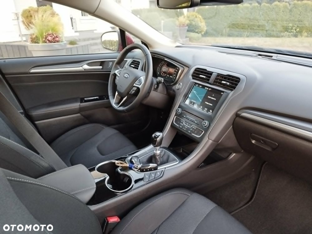 Ford Mondeo 1.5 EcoBoost Titanium - 11