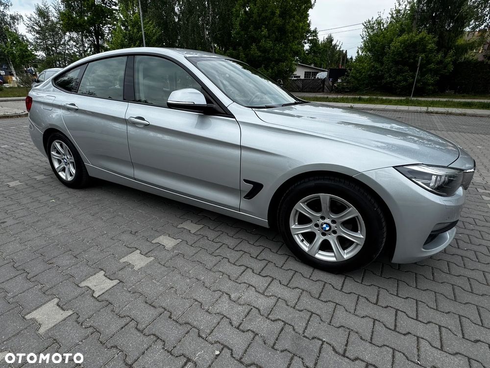 BMW 3GT 320i xDrive - 2