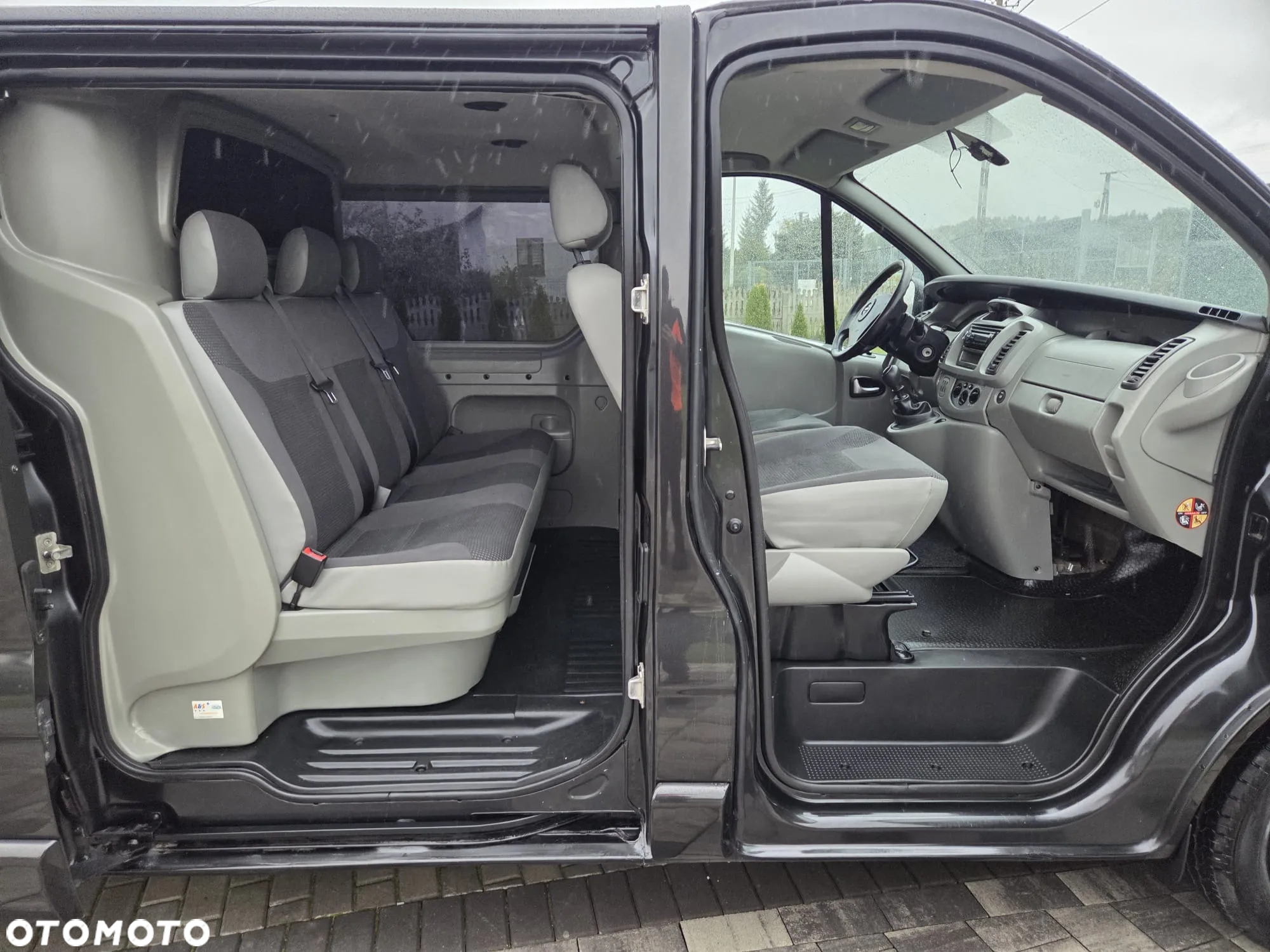 Opel VIVARO LONG KLIMA TEMPOMAT ORYGINAŁ DUBEL KABINA BRYGADÓWKA ZADBANY FULL OPCJA DOPOSAŻÓNY NA MAXA - 6