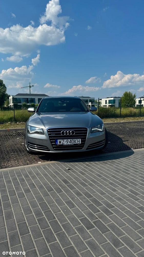 Audi A8 - 2
